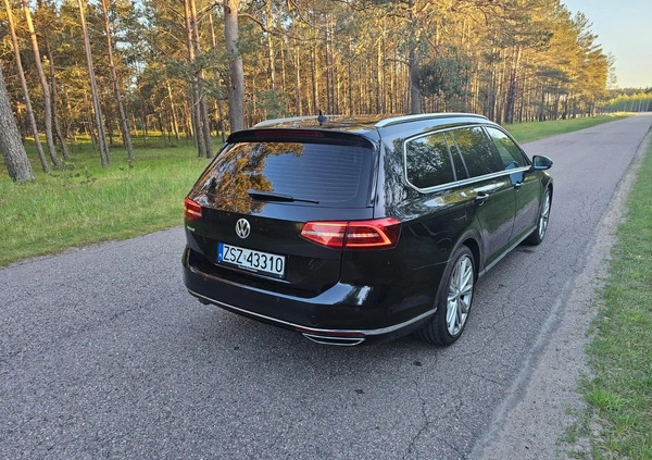 Volkswagen Passat cena 67900 przebieg: 217000, rok produkcji 2015 z Śrem małe 742